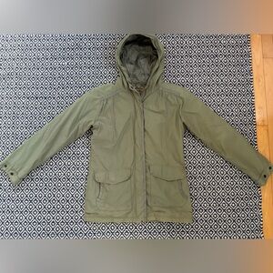 Musto Olive Hooded Jacket with Pockets. Size UK 10 / US 6 ( Fits like a small)